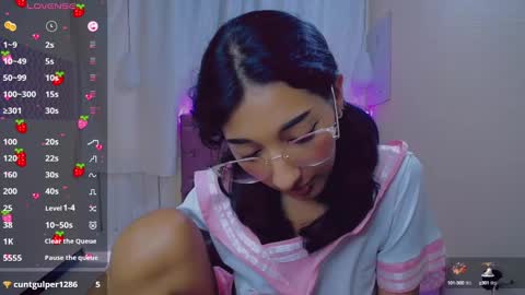 Snapshot of inocent_luna chatting on December 12, 4:10 pm Luna moon online show from December 12, 4:10 pm