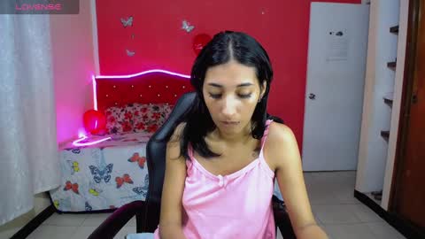 Snapshot of inocent_luna chatting on February 13, 6:20 am Luna moon online show from February 13, 6:20 am