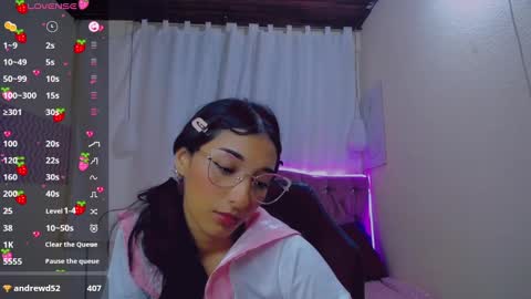 Snapshot of inocent_luna chatting on December 11, 6:09 pm Luna moon online show from December 11, 6:09 pm