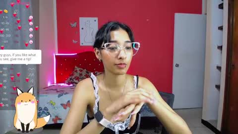 Snapshot of inocent_luna chatting on January 7, 12:13 am Luna moon online show from January 7, 12:13 am