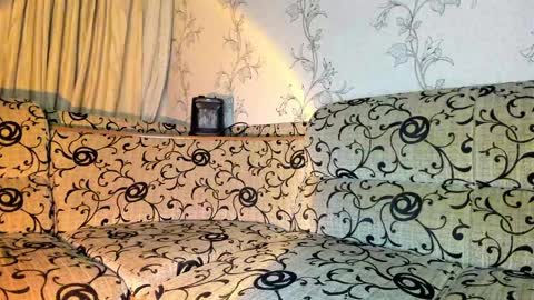 insanelysweet online show from December 26, 5:40 pm