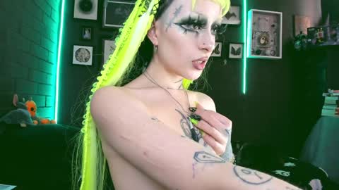   SANIA  online show from January 24, 6:46 pm