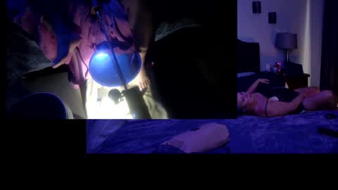 InsatiableCpl333 online show from January 28, 9:08 pm