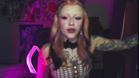 Insunnity666 online show from October 8, 8:15 pm