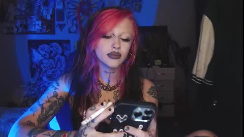 Insunnity666 online show from January 7, 9:20 pm