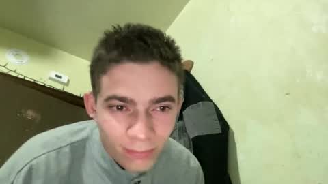 intelligentmanxoxwise696323890 online show from March 2, 6:58 am