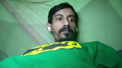 interne8famous online show from October 31, 12:16 pm