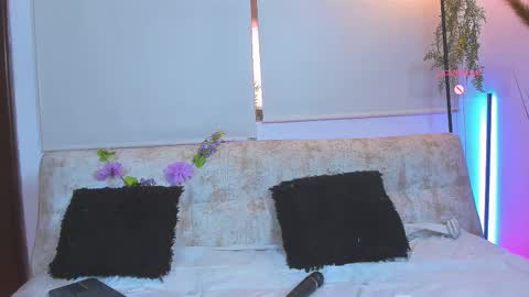    online show from February 18, 7:46 pm