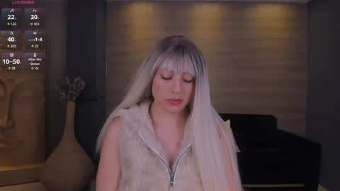Snapshot of irinaportman chatting on February 12, 3:29 am Irina online show from February 12, 3:29 am