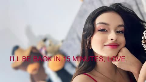 iris felix  online show from January 10, 6:49 pm