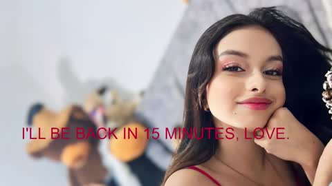 iris felix  online show from January 27, 6:41 pm