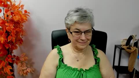 I R I S online show from October 17, 7:34 am