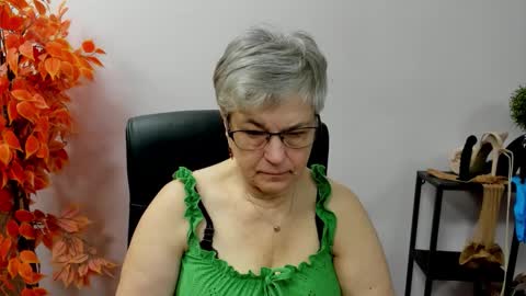 I R I S online show from October 20, 6:18 am