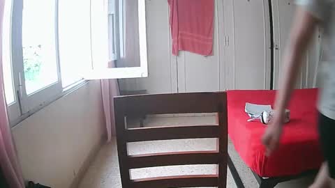 Iris online show from November 13, 9:28 pm