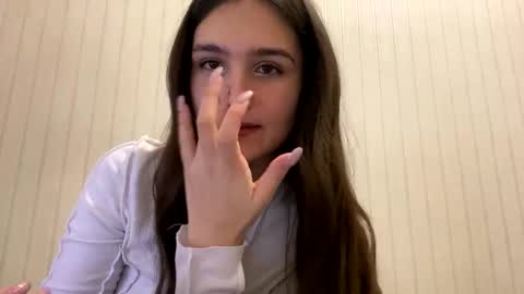 irisss31 online show from January 10, 6:17 pm