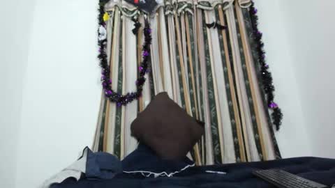 Isa3588 online show from October 18, 4:05 am