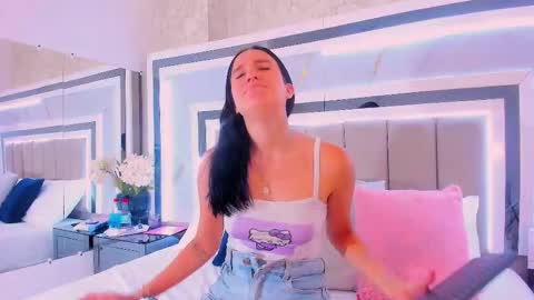 ISA  online show from February 14, 1:58 pm