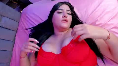 Isa Gonzalez  online show from June 26, 8:03 pm