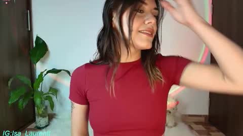 Isabella Laurentt  online show from January 5, 11:19 pm