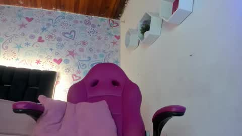 isa_rivas online show from December 2, 4:16 pm