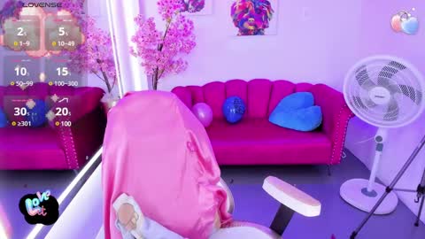 isabella online show from March 7, 6:35 am