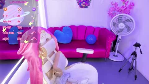 isabella online show from January 23, 8:46 am