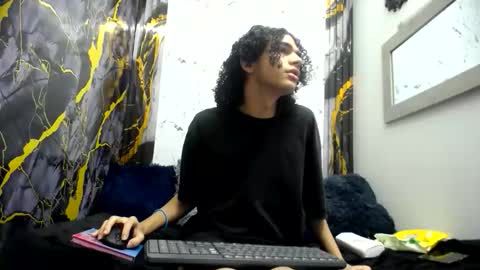 isa_x18 online show from June 8, 1:23 pm
