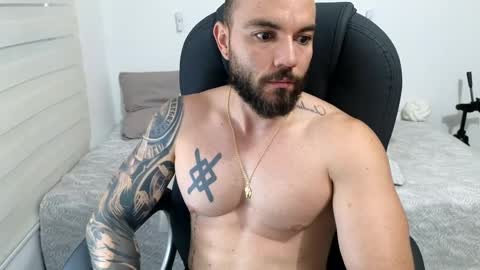 Isaac carter online show from April 10, 11:15 am