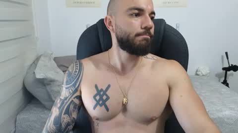 Isaac carter online show from April 14, 11:13 am