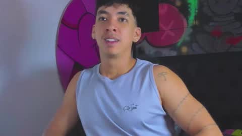 isaac_cryston online show from October 12, 8:10 pm