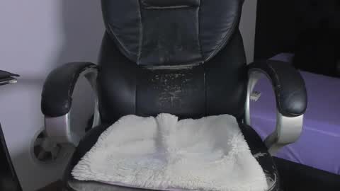 isaac_cryston online show from October 27, 7:58 pm