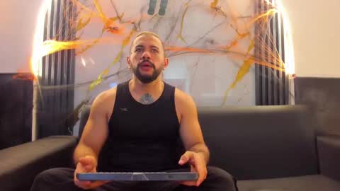 isaac_franko online show from October 20, 9:31 pm