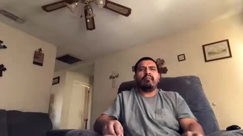 GeeZee online show from February 23, 5:39 pm