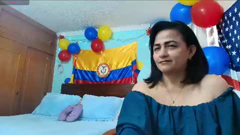 Isabeel Sofia online show from June 25, 2:44 pm