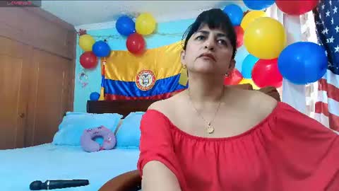 Isabeel Sofia online show from June 26, 2:55 pm