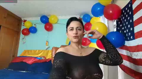 Isabeel Sofia online show from June 21, 8:15 pm