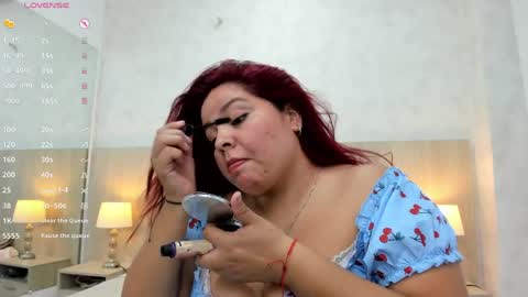 ISABELA online show from April 7, 7:27 pm