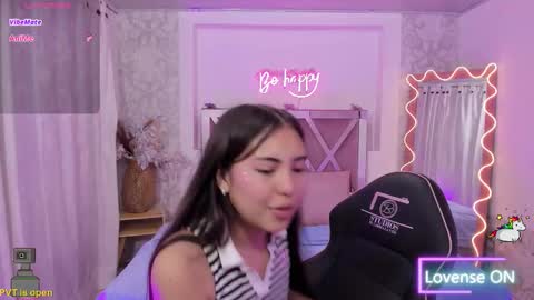 ISABELA  online show from February 13, 12:08 pm