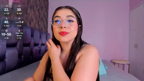Isabela Angell  online show from September 23, 2:05 am