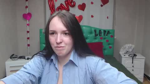 IsabelBlackberry online show from October 17, 5:55 am