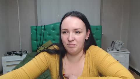 Snapshot of isabelblackberry chatting on December 16, 12:27 pm IsabelBlackberry online show from December 16, 12:27 pm