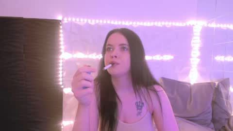 Isabelle online show from May 13, 4:22 am
