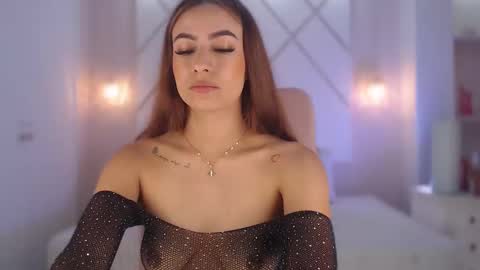 Isa  online show from September 26, 4:59 pm