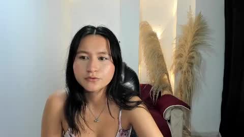 Isabella online show from May 21, 7:37 am