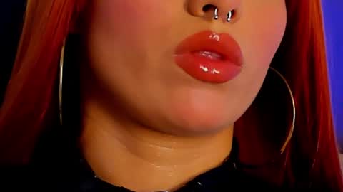 ISABELLA online show from May 6, 6:58 pm