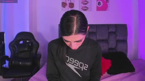 Isabella Moon9 online show from April 29, 12:21 pm