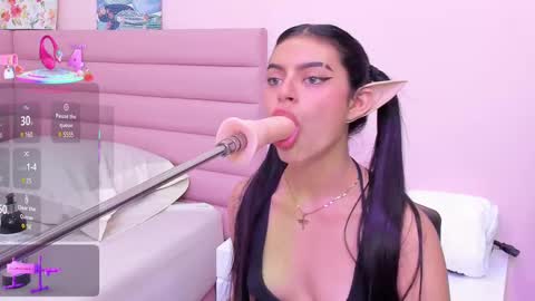Snapshot of isabella_santos1 chatting on February 27, 12:23 pm Isabella online show from February 27, 12:23 pm