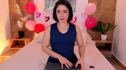 isabella_winkler online show from February 16, 1:53 pm