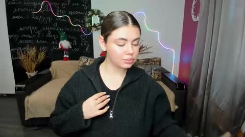 isabellabler online show from December 16, 12:44 pm