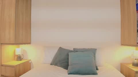 Isabella  online show from September 15, 1:56 pm